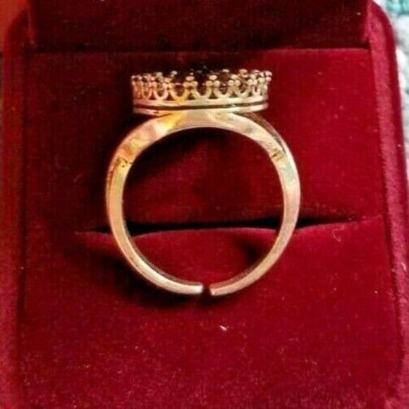 Genuine Clear Swarovski Cocktail Ring Silver Plated Brass base size 8 adjustable - Picture 3 of 3